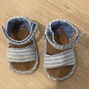 Toms sandal